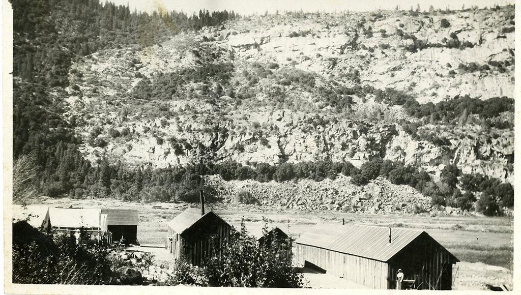 Hetch Hetchy is a valley, reservoir and water system in California. RWL-#039