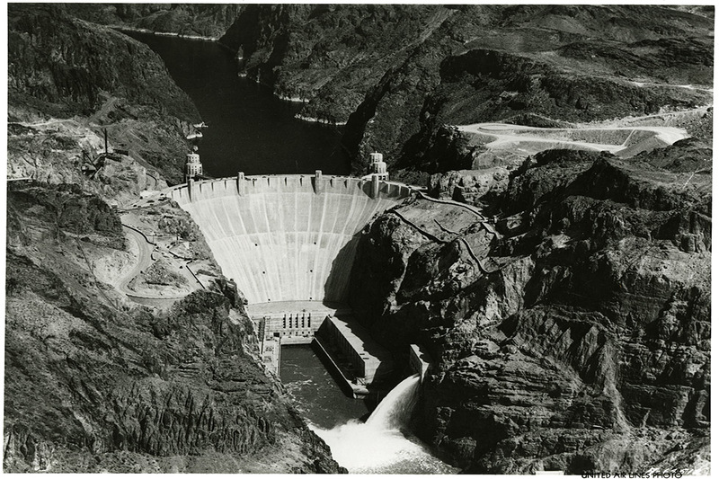 1941 image of Hoover Dam